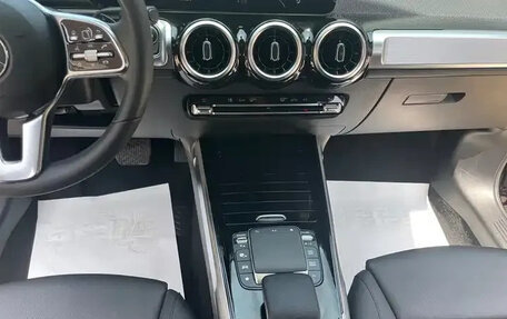 Mercedes-Benz GLB, 2022 год, 2 250 002 рублей, 15 фотография