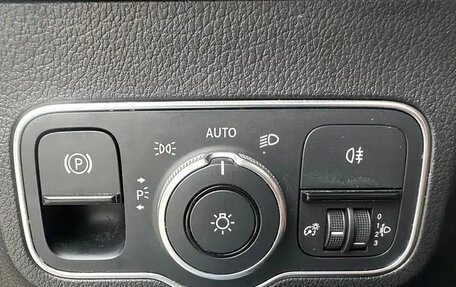 Mercedes-Benz GLB, 2021 год, 2 275 000 рублей, 13 фотография