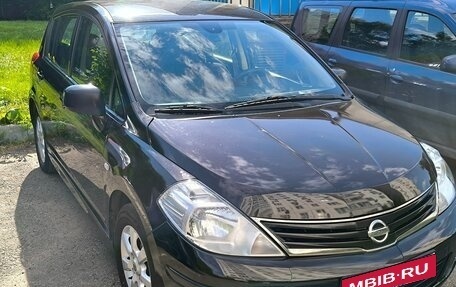 Nissan Tiida, 2010 год, 600 000 рублей, 1 фотография
