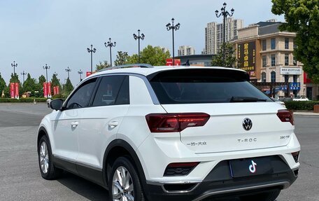 Volkswagen T-Roc I, 2022 год, 1 599 230 рублей, 9 фотография