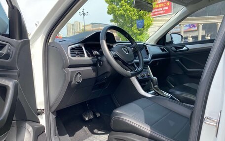 Volkswagen T-Roc I, 2022 год, 1 599 230 рублей, 11 фотография