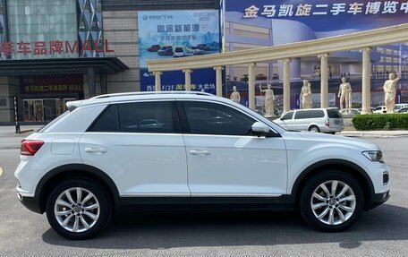 Volkswagen T-Roc I, 2022 год, 1 599 230 рублей, 6 фотография