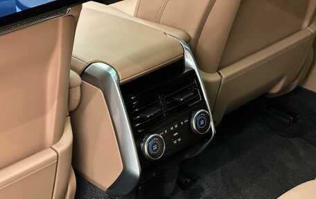 Land Rover Range Rover IV рестайлинг, 2026 год, 30 000 000 рублей, 27 фотография