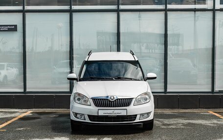 Skoda Roomster, 2014 год, 700 000 рублей, 3 фотография