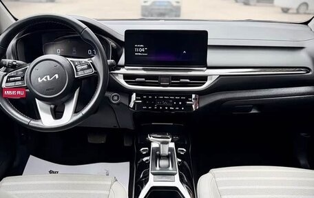 KIA K3, 2023 год, 1 613 000 рублей, 9 фотография