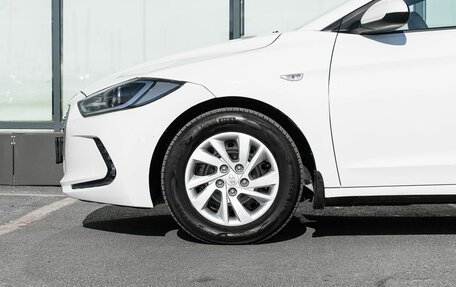 Hyundai Elantra VI рестайлинг, 2017 год, 1 400 000 рублей, 9 фотография