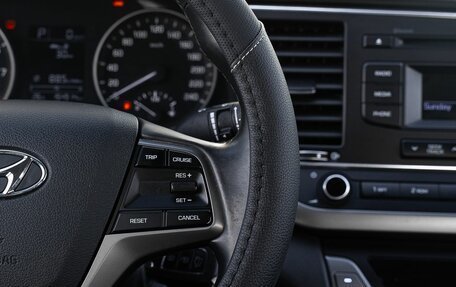 Hyundai Elantra VI рестайлинг, 2017 год, 1 400 000 рублей, 17 фотография