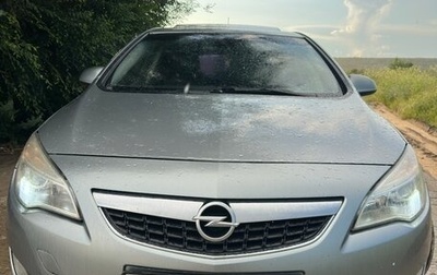 Opel Astra J, 2011 год, 633 000 рублей, 1 фотография