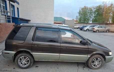 Mitsubishi Chariot III, 1993 год, 110 000 рублей, 4 фотография