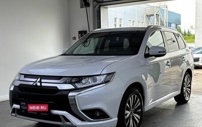 Mitsubishi Outlander III рестайлинг 3, 2022 год, 2 650 000 рублей, 1 фотография