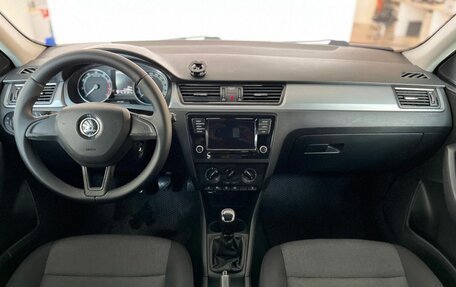 Skoda Rapid I, 2018 год, 1 020 000 рублей, 9 фотография