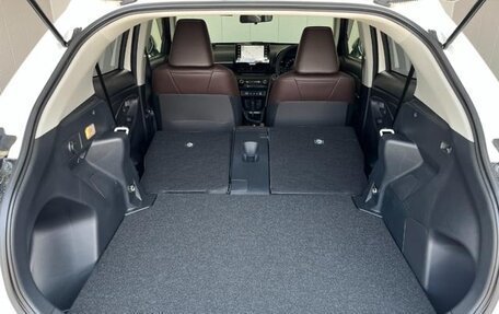 Toyota Yaris Cross, 2021 год, 1 450 325 рублей, 19 фотография