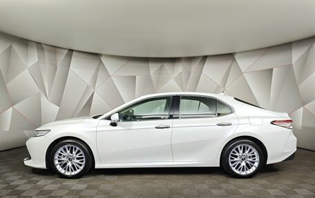 Toyota Camry, 2020 год, 3 260 000 рублей, 5 фотография