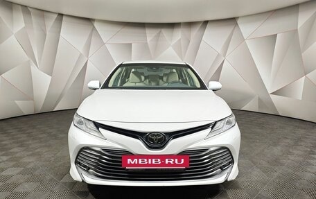 Toyota Camry, 2020 год, 3 260 000 рублей, 7 фотография