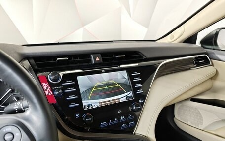 Toyota Camry, 2020 год, 3 260 000 рублей, 21 фотография