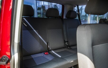 Volkswagen Caravelle T5, 2013 год, 1 600 000 рублей, 14 фотография