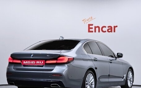 BMW 5 серия, 2022 год, 3 963 000 рублей, 4 фотография