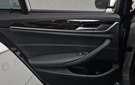 BMW 5 серия, 2022 год, 3 963 000 рублей, 23 фотография