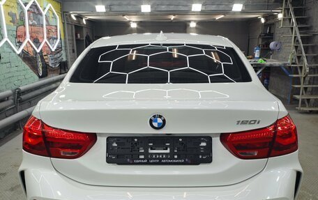 BMW 1 серия, 2023 год, 2 200 000 рублей, 10 фотография