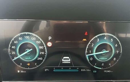 Hyundai Elantra, 2023 год, 1 760 000 рублей, 8 фотография