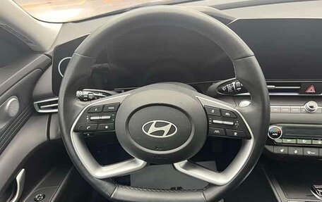 Hyundai Elantra, 2023 год, 1 760 000 рублей, 7 фотография