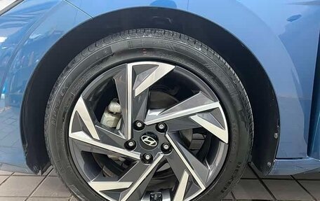 Hyundai Elantra, 2023 год, 1 760 000 рублей, 6 фотография
