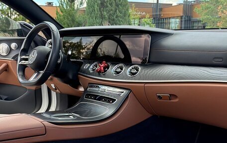 Mercedes-Benz E-Класс, 2021 год, 6 800 000 рублей, 8 фотография