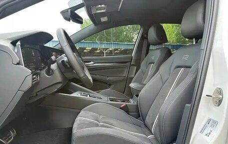 Volkswagen Golf VIII, 2023 год, 1 865 000 рублей, 6 фотография