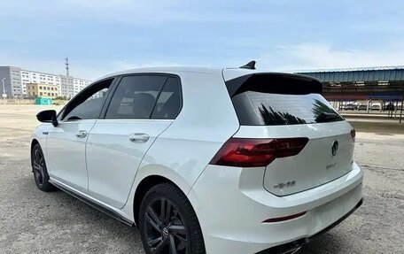 Volkswagen Golf VIII, 2023 год, 1 865 000 рублей, 4 фотография