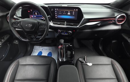 Chevrolet Trax, 2023 год, 1 370 000 рублей, 6 фотография