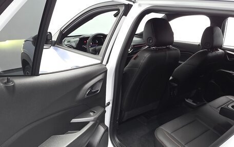 Chevrolet Trax, 2023 год, 1 370 000 рублей, 9 фотография
