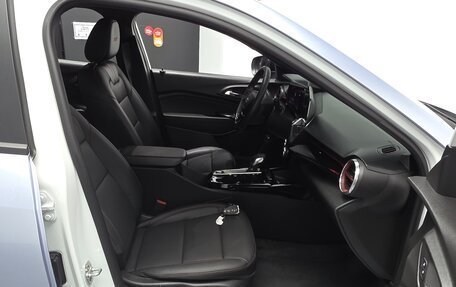 Chevrolet Trax, 2023 год, 1 370 000 рублей, 10 фотография