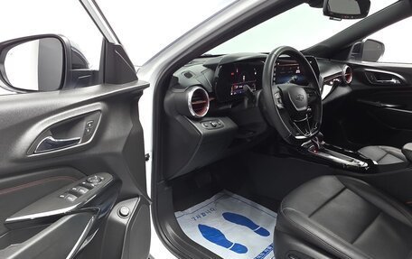 Chevrolet Trax, 2023 год, 1 370 000 рублей, 19 фотография
