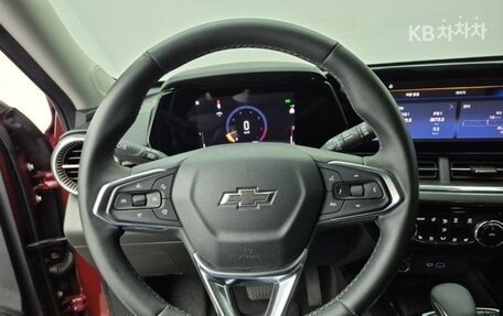 Chevrolet Trax, 2023 год, 1 330 000 рублей, 6 фотография
