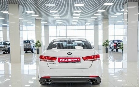 KIA Optima IV, 2018 год, 1 685 000 рублей, 13 фотография
