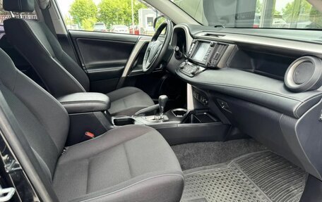 Toyota RAV4, 2018 год, 2 650 000 рублей, 11 фотография