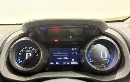 Toyota Yaris Cross, 2021 год, 1 300 325 рублей, 12 фотография
