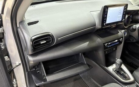 Toyota Yaris Cross, 2021 год, 1 300 325 рублей, 15 фотография