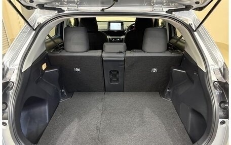 Toyota Yaris Cross, 2021 год, 1 300 325 рублей, 17 фотография