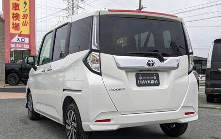 Toyota Roomy I, 2023 год, 800 000 рублей, 4 фотография