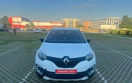 Renault Kaptur I рестайлинг, 2017 год, 1 200 000 рублей, 1 фотография