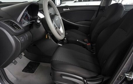 Hyundai Solaris II рестайлинг, 2016 год, 1 049 000 рублей, 17 фотография