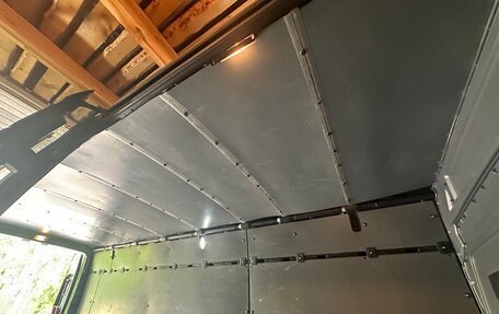 Volkswagen Transporter T5 рестайлинг, 2014 год, 5 000 000 рублей, 16 фотография