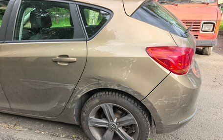Opel Astra J, 2012 год, 520 000 рублей, 2 фотография