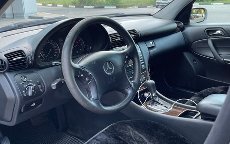 Mercedes-Benz C-Класс, 2004 год, 530 000 рублей, 5 фотография