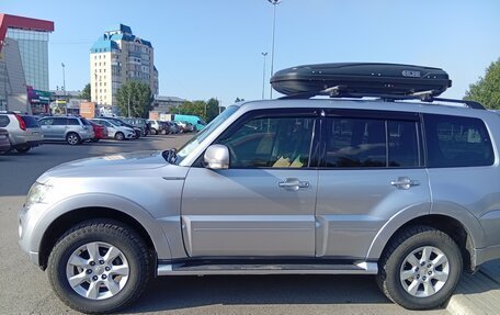 Mitsubishi Pajero IV, 2011 год, 1 950 000 рублей, 3 фотография