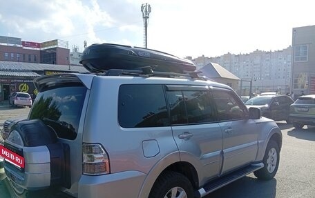 Mitsubishi Pajero IV, 2011 год, 1 950 000 рублей, 6 фотография