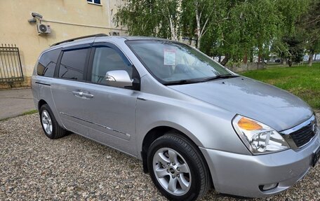 KIA Carnival III, 2010 год, 1 550 000 рублей, 6 фотография