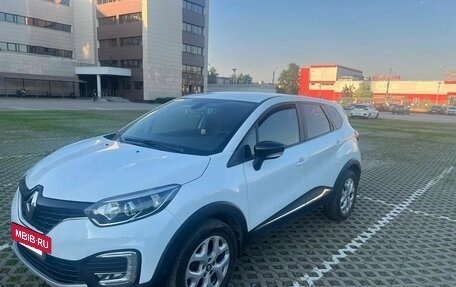 Renault Kaptur I рестайлинг, 2017 год, 1 200 000 рублей, 3 фотография