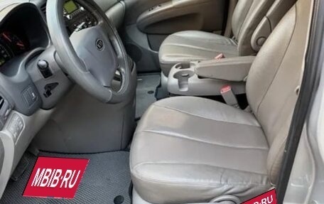 KIA Carnival III, 2010 год, 1 550 000 рублей, 9 фотография